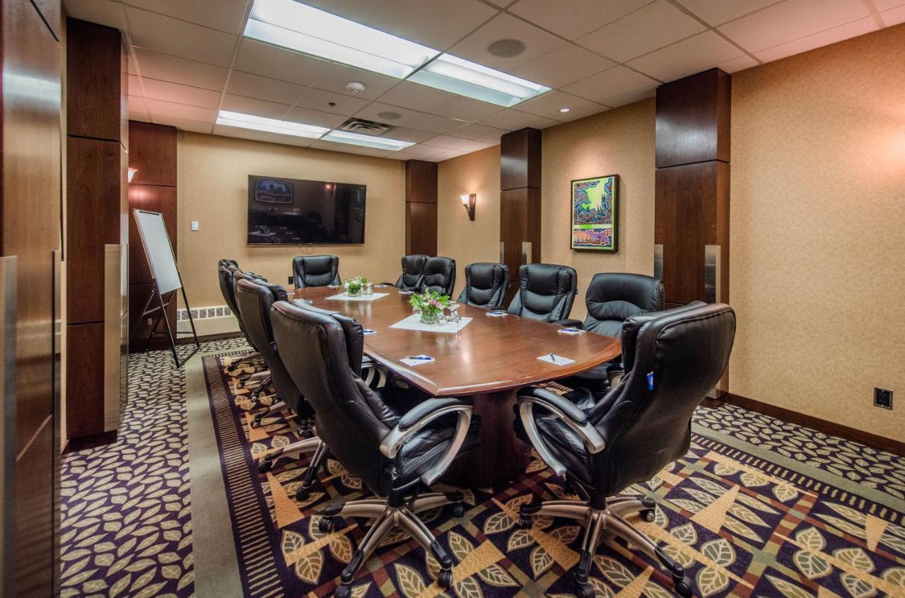 The Explorer Hotel Yellowknife Εξωτερικό φωτογραφία
